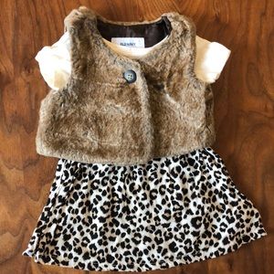 Old Navy leopard print dress with removable faux fur vest